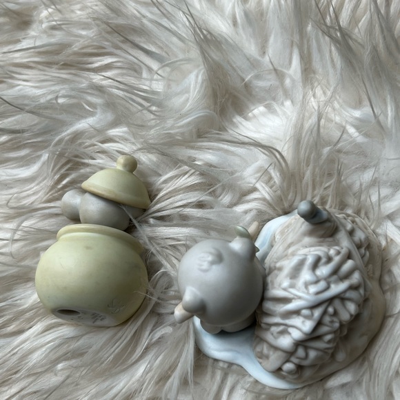 Precious Moments Antique Figurine Mouse & Beaver Lot Set VTG Rare - Picture 6 of 7